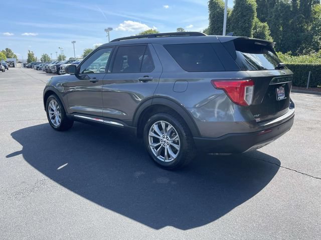 Certified 2020 Ford Explorer XLT w/ Equipment Group 202A AWD/4WD image 4