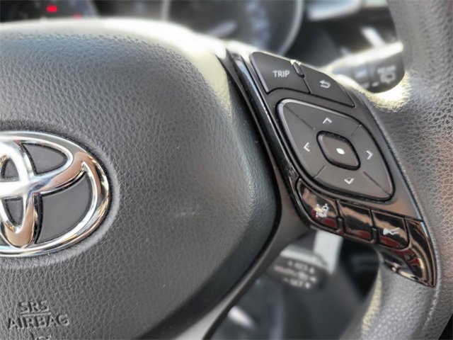 Used 2021 Toyota C-HR LE image 23