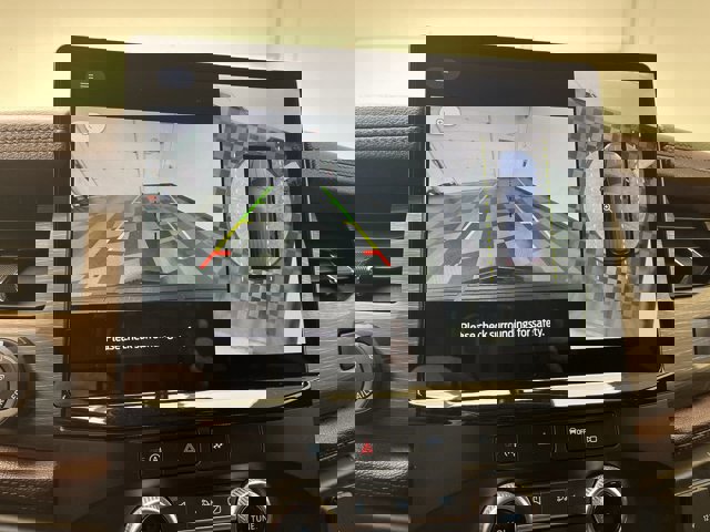 Certified 2023 Ford Expedition Limited image 6