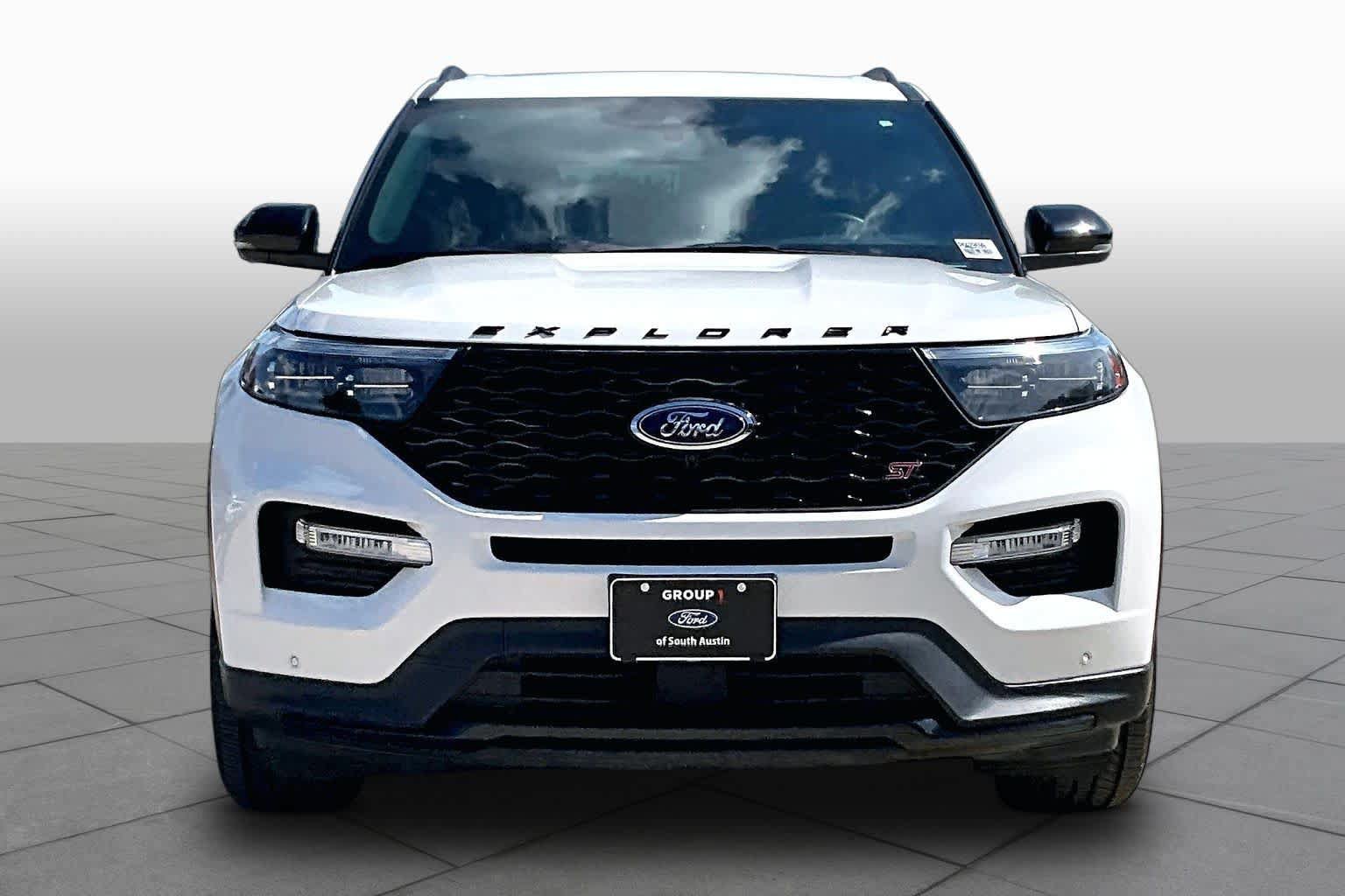 Certified 2023 Ford Explorer ST w/ Equipment Group 401A AWD/4WD image 4