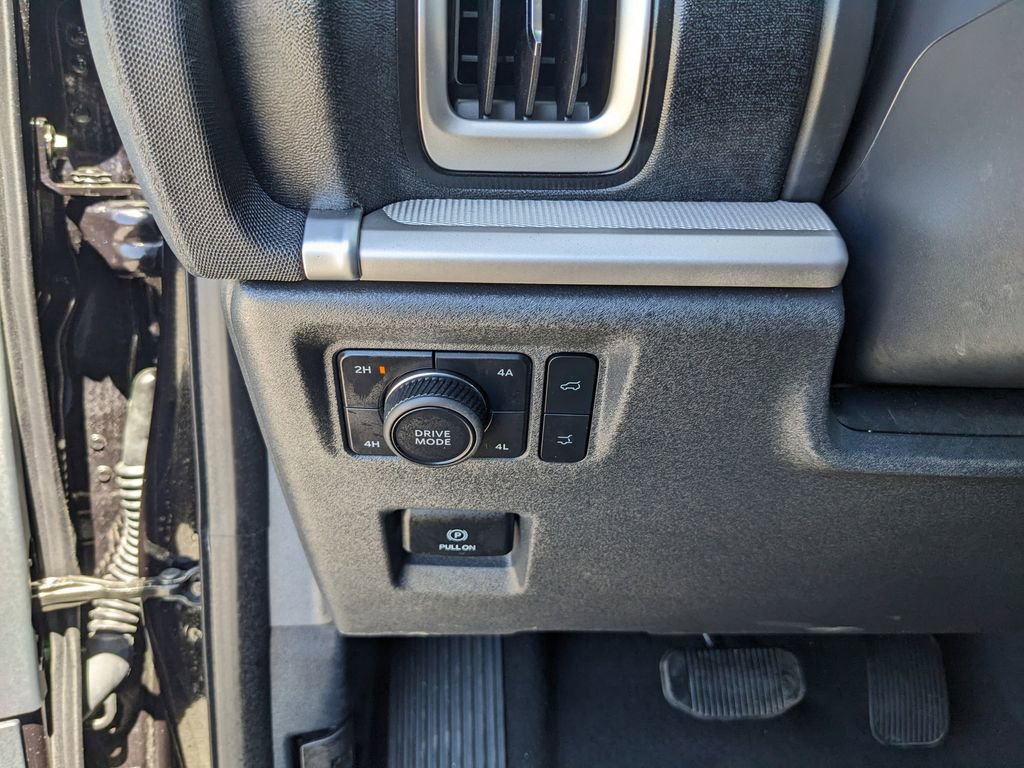 Certified 2025 Ford Expedition Max Active image 13