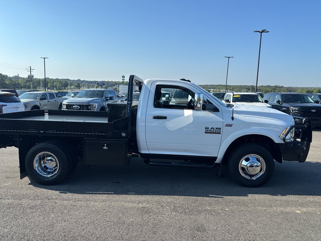 Used 2018 RAM 3500 Tradesman w/ Power & Remote Entry Group AWD/4WD image 4