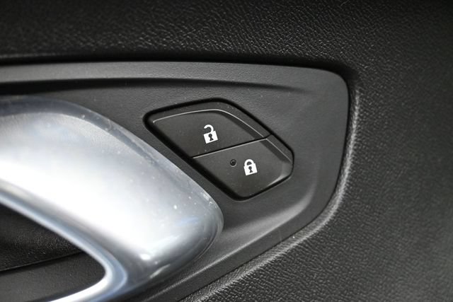 Used 2019 Chevrolet Camaro LS RWD image 15