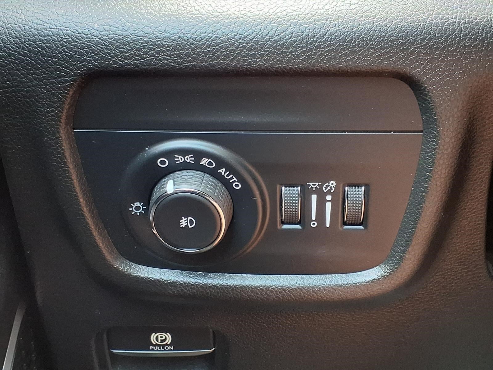 Used 2022 Jeep Grand Cherokee Limited RWD image 22