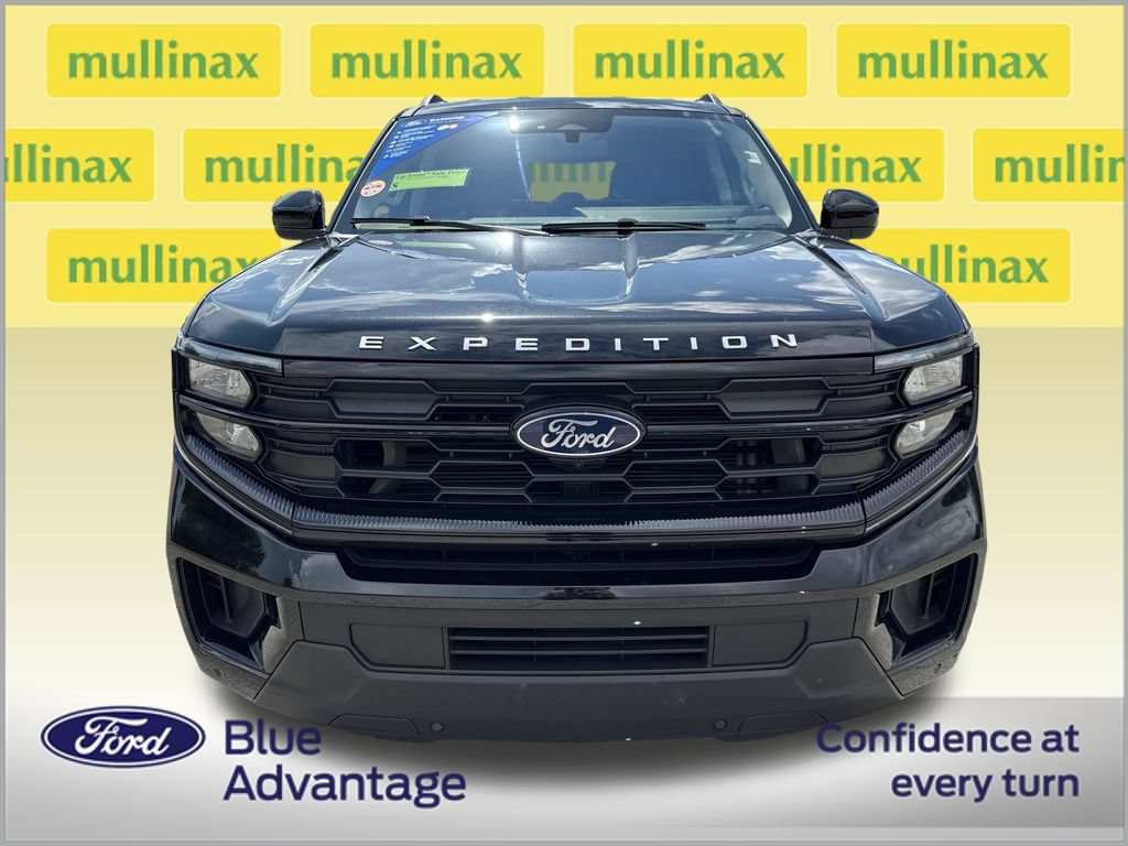 Certified 2025 Ford Expedition Active RWD image 11