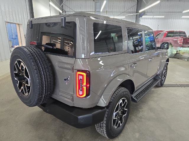 Certified 2025 Ford Bronco Outer Banks image 3