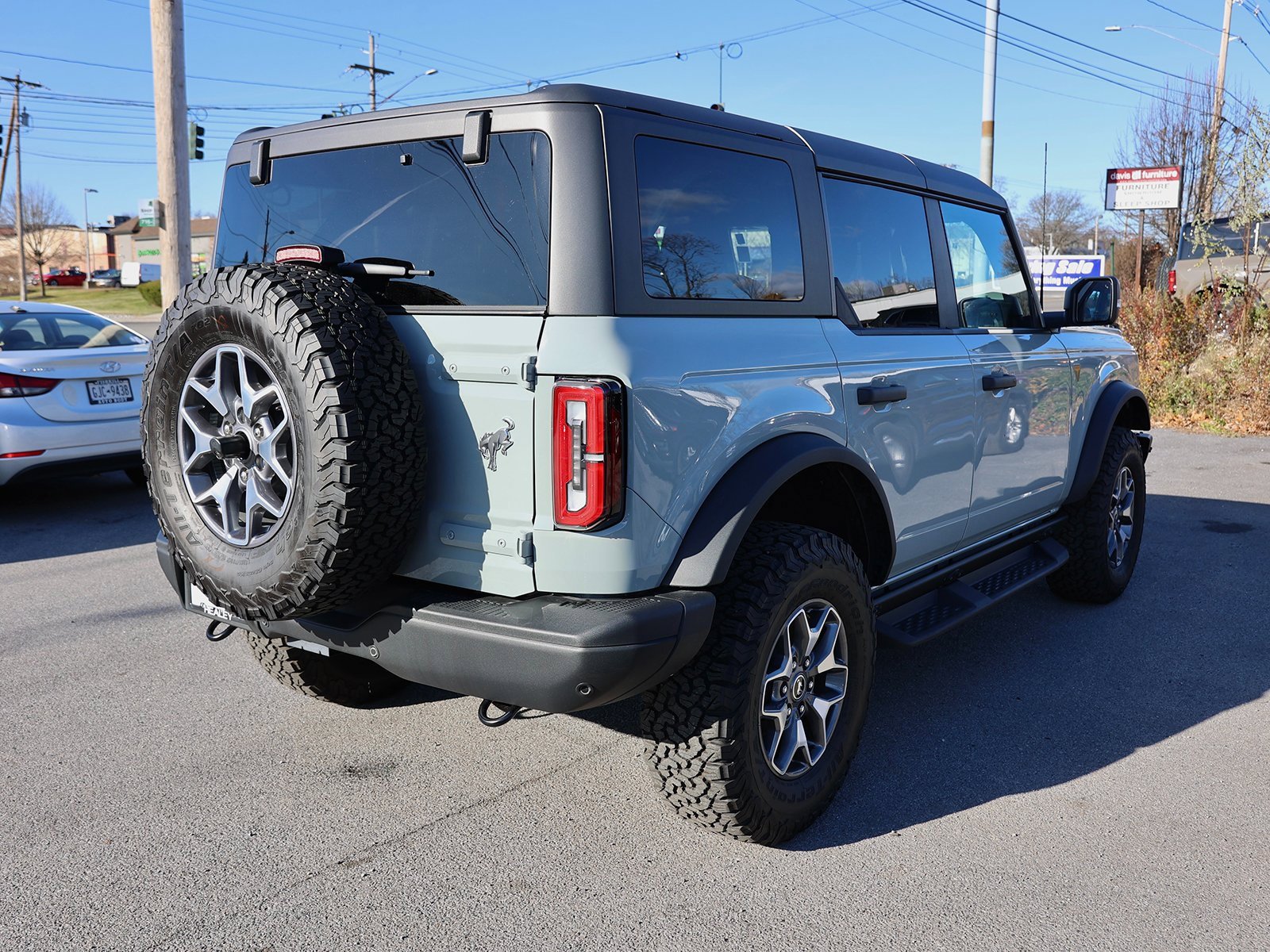 Certified 2024 Ford Bronco Badlands image 7