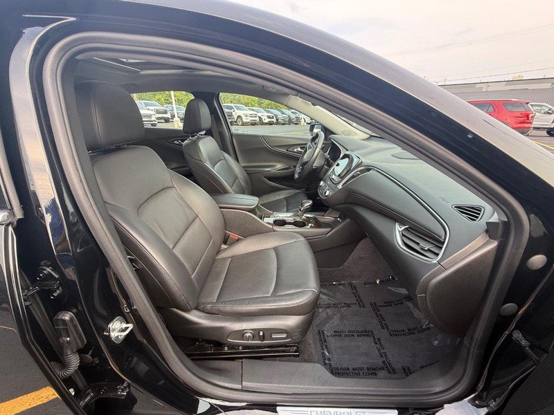 Used 2022 Chevrolet Malibu Premier FWD image 13