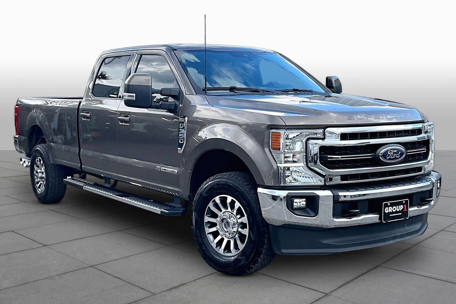 Certified 2022 Ford F350 Lariat AWD/4WD image 3