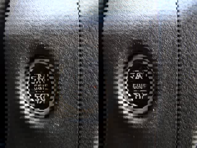 Used 2024 Nissan Frontier SV w/ Technology Package image 23