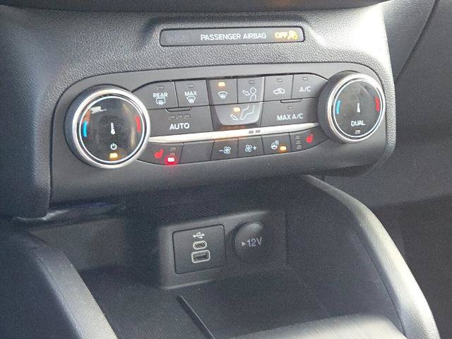 Certified 2025 Ford Escape ST-Line Select AWD/4WD image 27