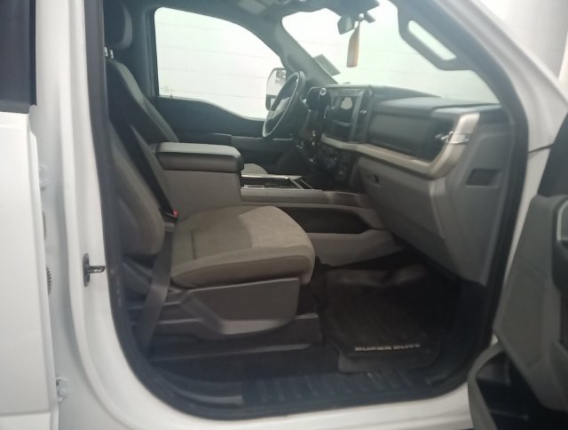 Certified 2024 Ford F350 XLT AWD/4WD image 7