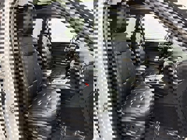 Certified 2023 Ford Explorer XLT w/ Equipment Group 202A image 17