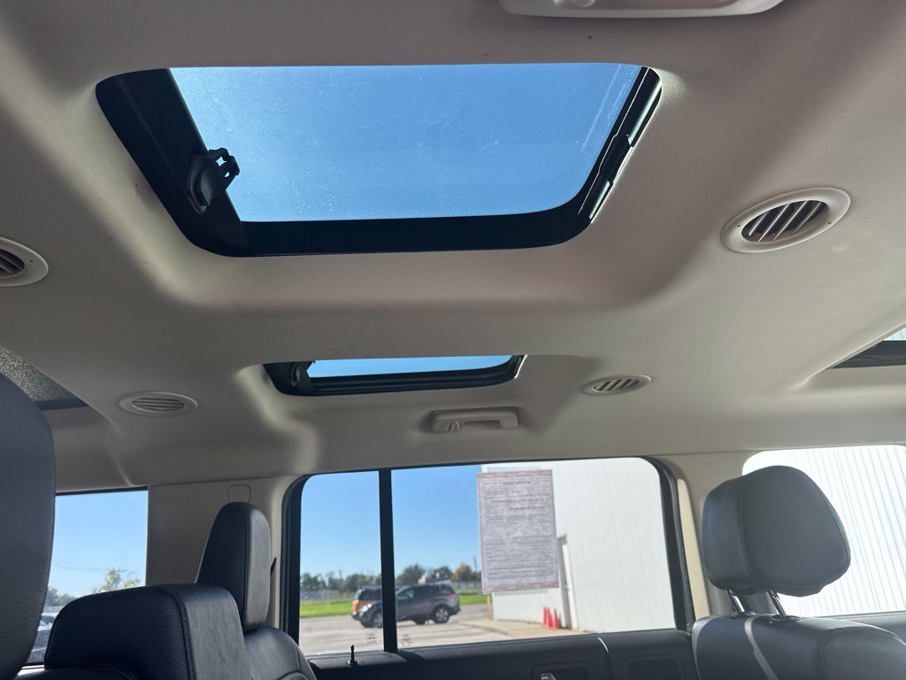 Certified 2019 Ford Flex SEL w/ Equipment Group 202A FWD image 30