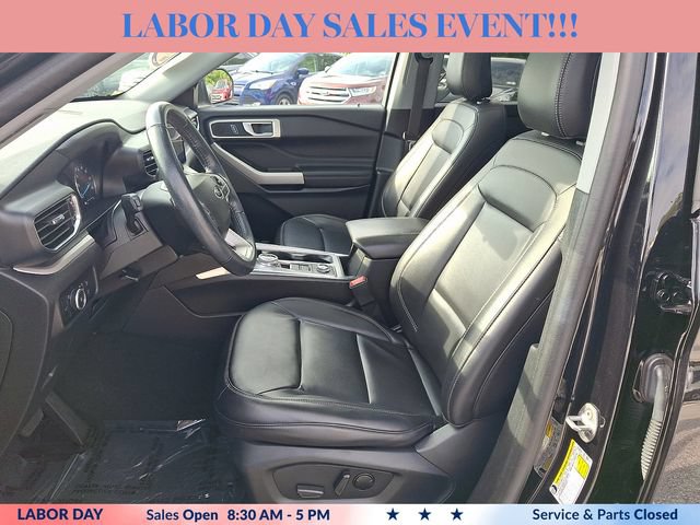 Certified 2023 Ford Explorer XLT w/ Equipment Group 202A AWD/4WD image 15