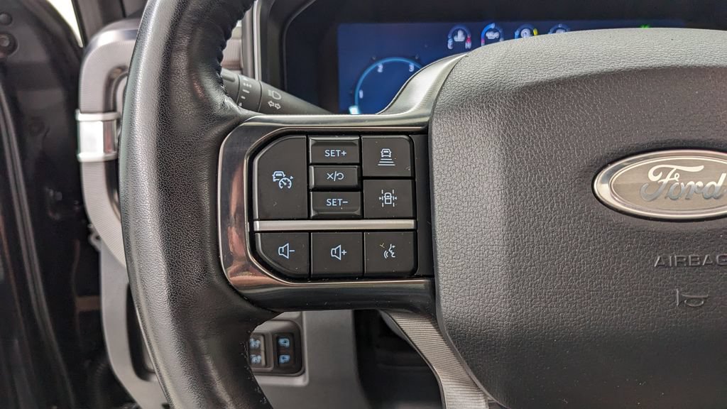 Certified 2025 Ford F250 Platinum AWD/4WD image 33