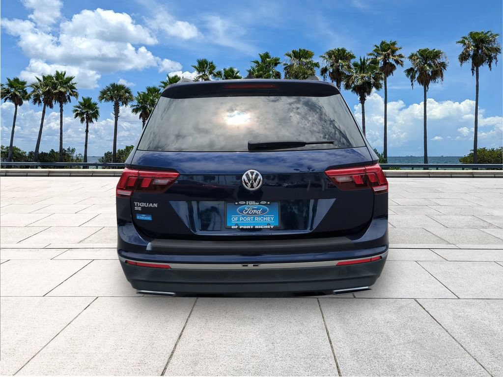 Used 2021 Volkswagen Tiguan SE FWD image 6