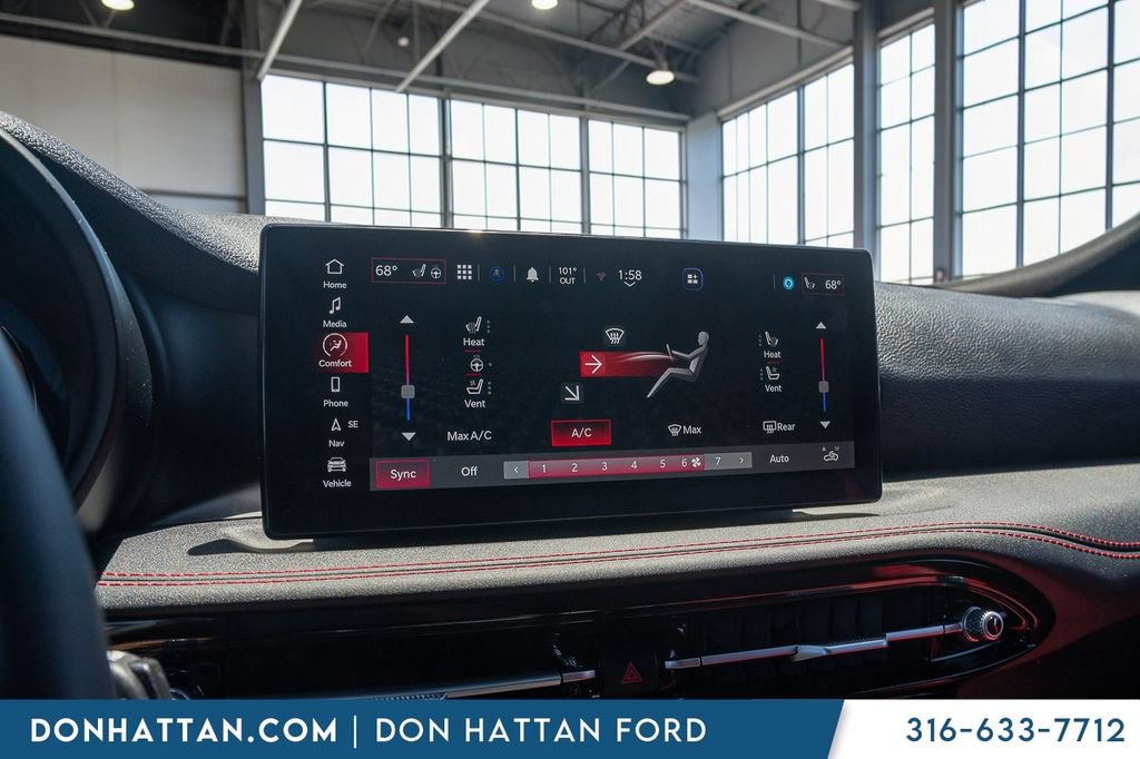 Used 2024 Dodge Hornet R/T Plus w/ R/T Blacktop Package AWD/4WD image 7