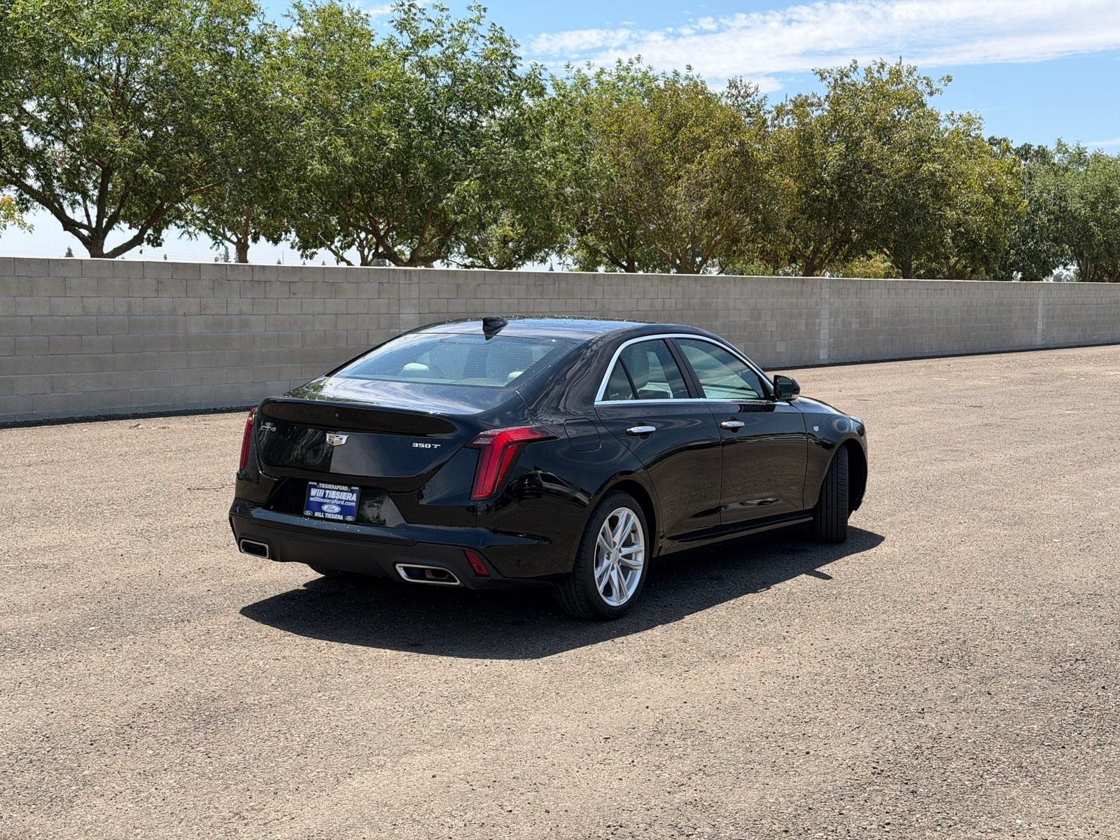 Used 2020 Cadillac CT4 Luxury w/ Bose Premium Audio Package RWD image 3