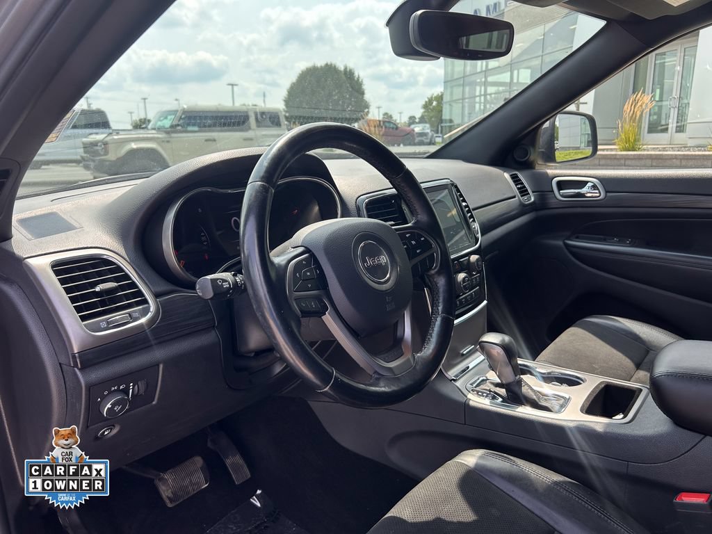 Used 2019 Jeep Grand Cherokee Altitude AWD/4WD image 9