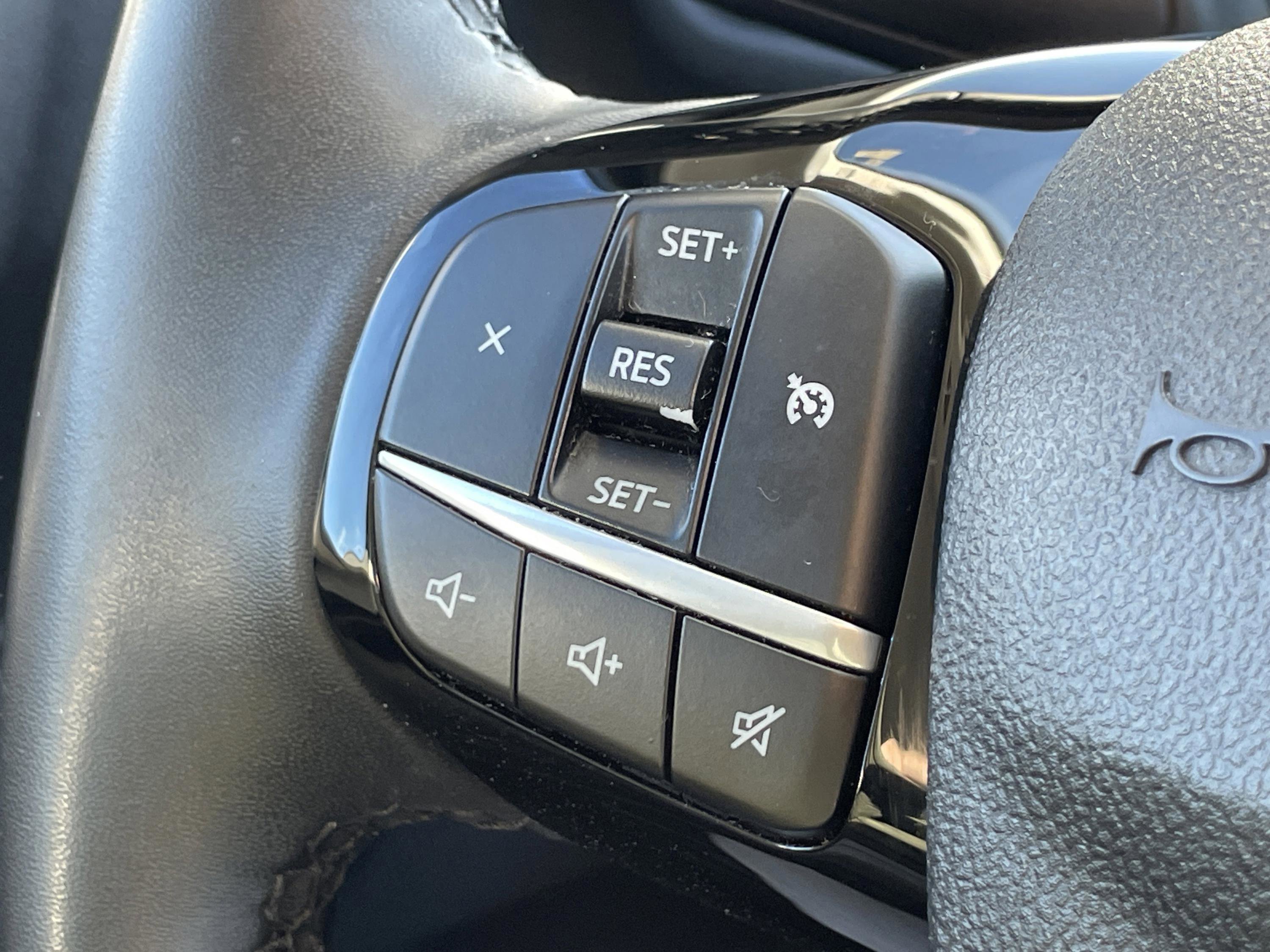 Certified 2022 Ford Escape SE w/ Cold Weather Package image 15