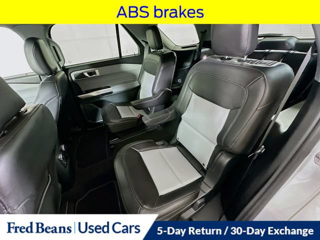 Certified 2023 Ford Explorer XLT w/ Equipment Group 202A AWD/4WD image 29