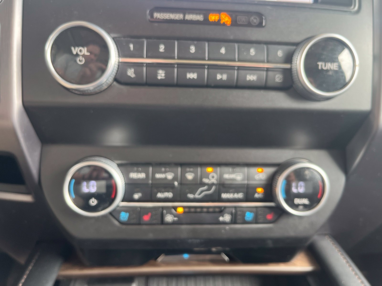 Certified 2021 Ford Expedition Max Platinum AWD/4WD image 31