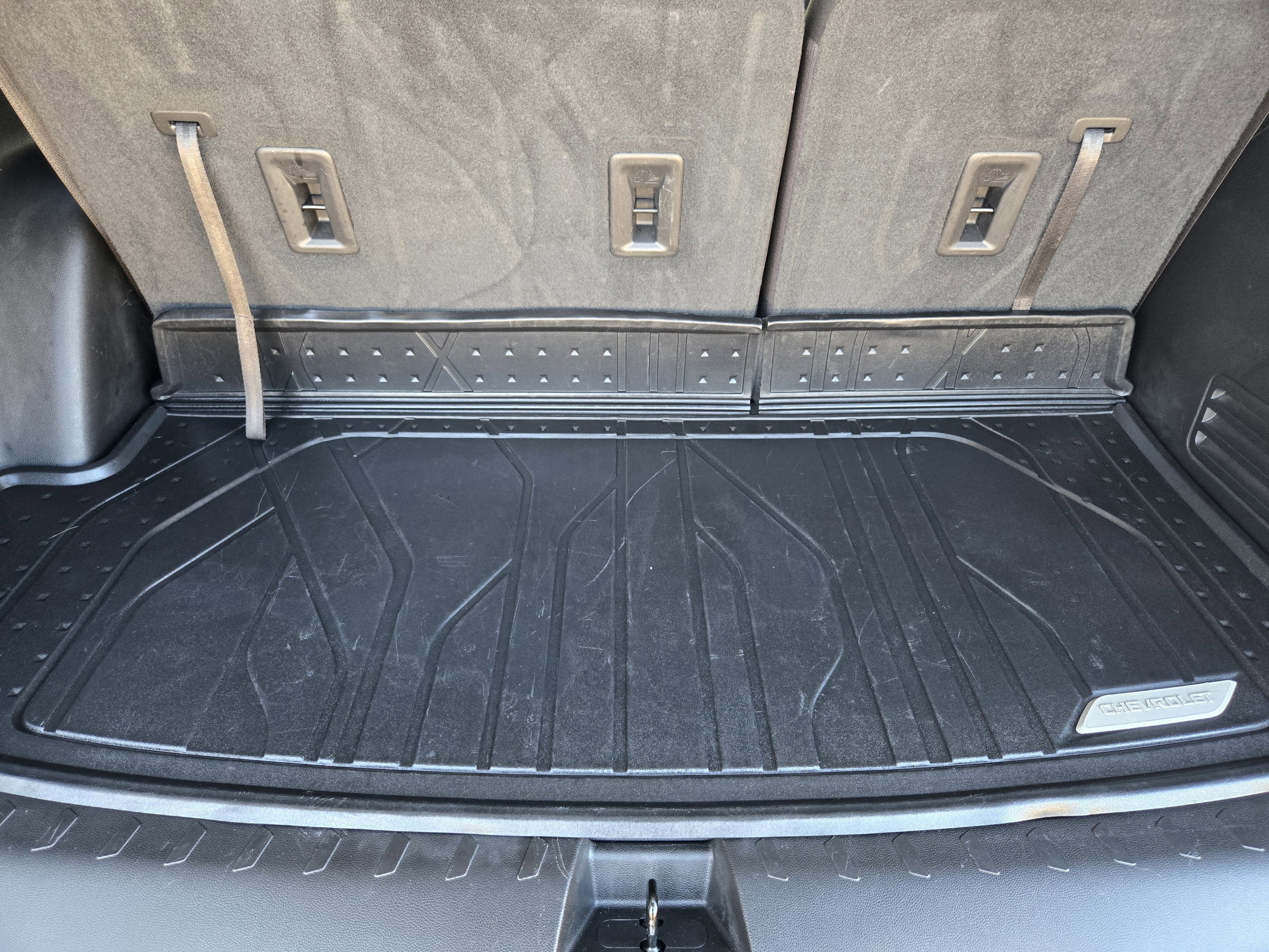 Used 2020 Chevrolet Traverse LT image 24