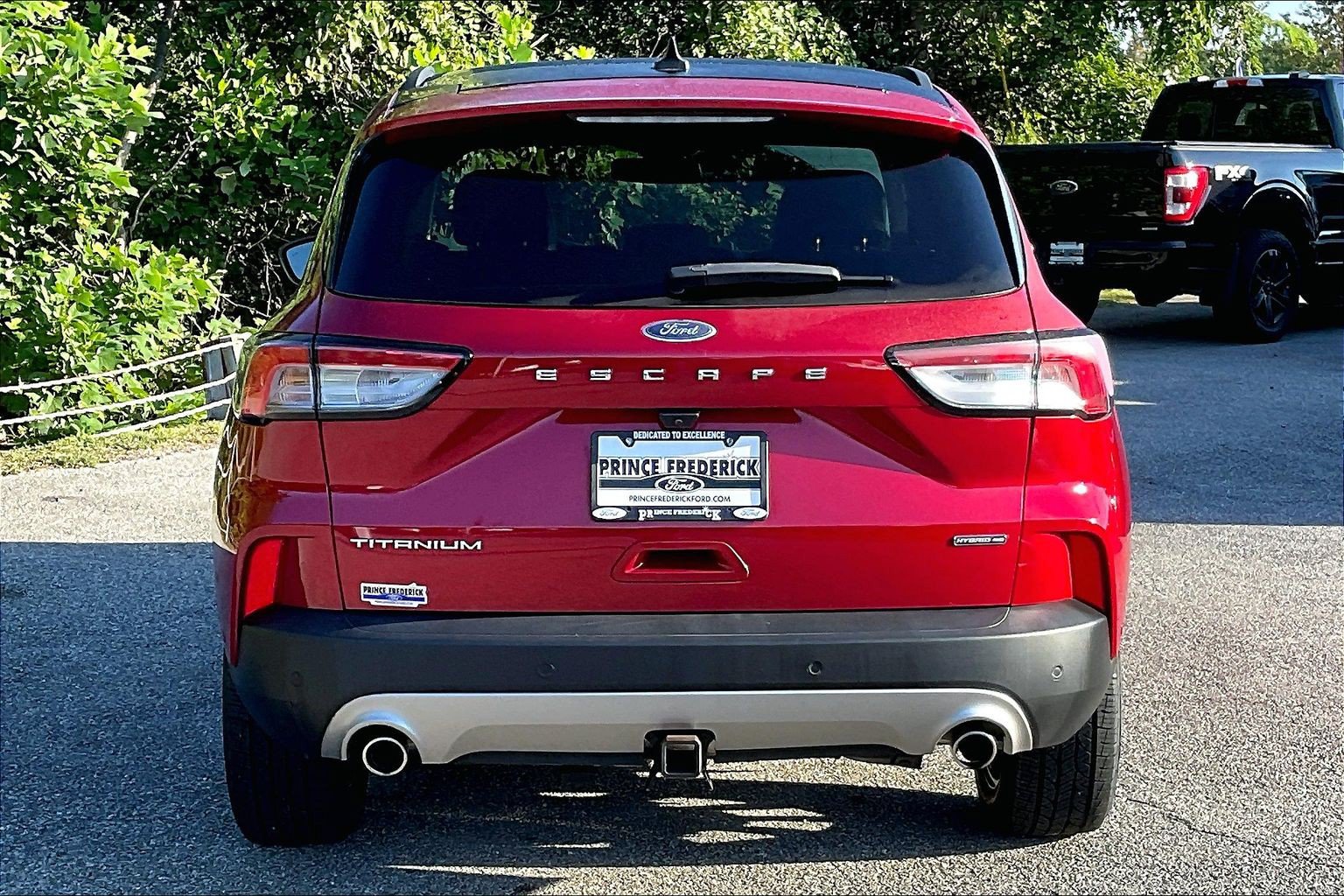 Certified 2022 Ford Escape Titanium w/ Titanium Elite Package AWD/4WD image 4