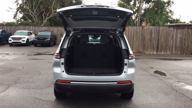 Used 2021 Jeep Grand Cherokee L Limited image 10