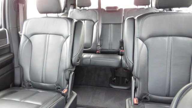 Used 2022 Jeep Wagoneer Series III w/ Premium Group I image 8