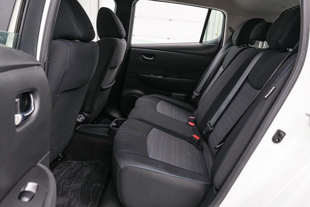 Used 2023 Nissan Leaf S image 18