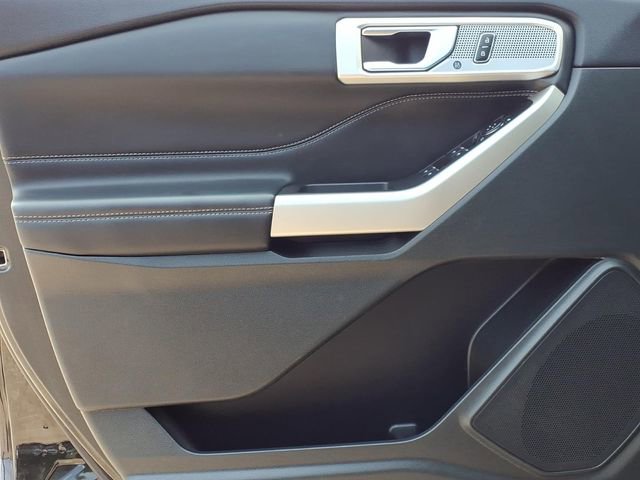 Certified 2023 Ford Explorer XLT w/ Equipment Group 202A AWD/4WD image 14
