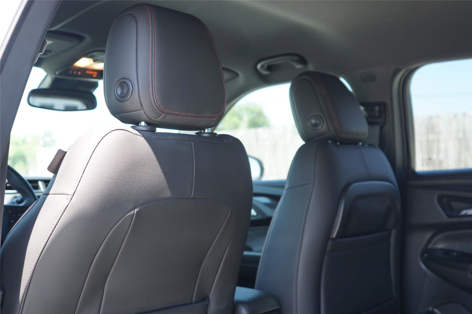 Used 2021 Chevrolet TrailBlazer RS w/ Technology Package FWD image 22