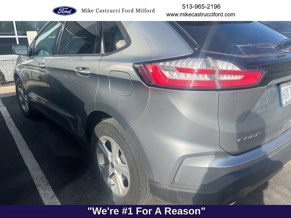 Certified 2020 Ford Edge SE image 3