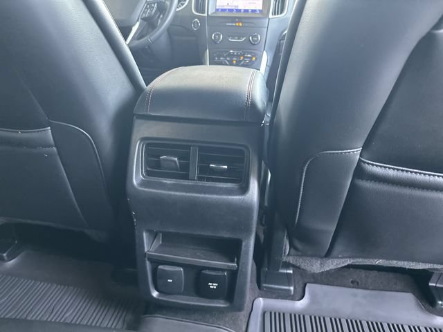 Certified 2020 Ford Edge ST-Line FWD image 24