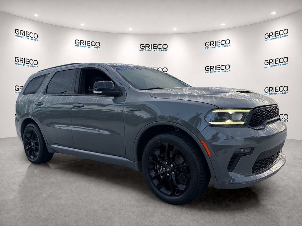 Used 2023 Dodge Durango R/T RWD image 1