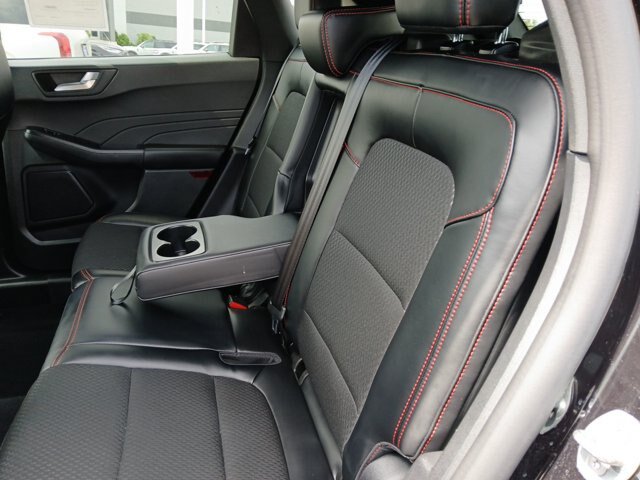 Certified 2026 Ford Escape ST-Line AWD/4WD image 21
