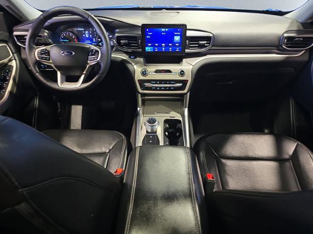 Certified 2023 Ford Explorer XLT w/ Equipment Group 202A AWD/4WD image 6