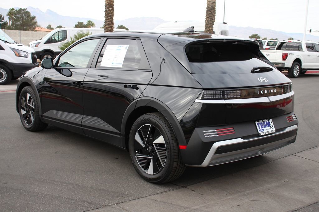 Used 2025 Hyundai Ioniq 5 SE image 5