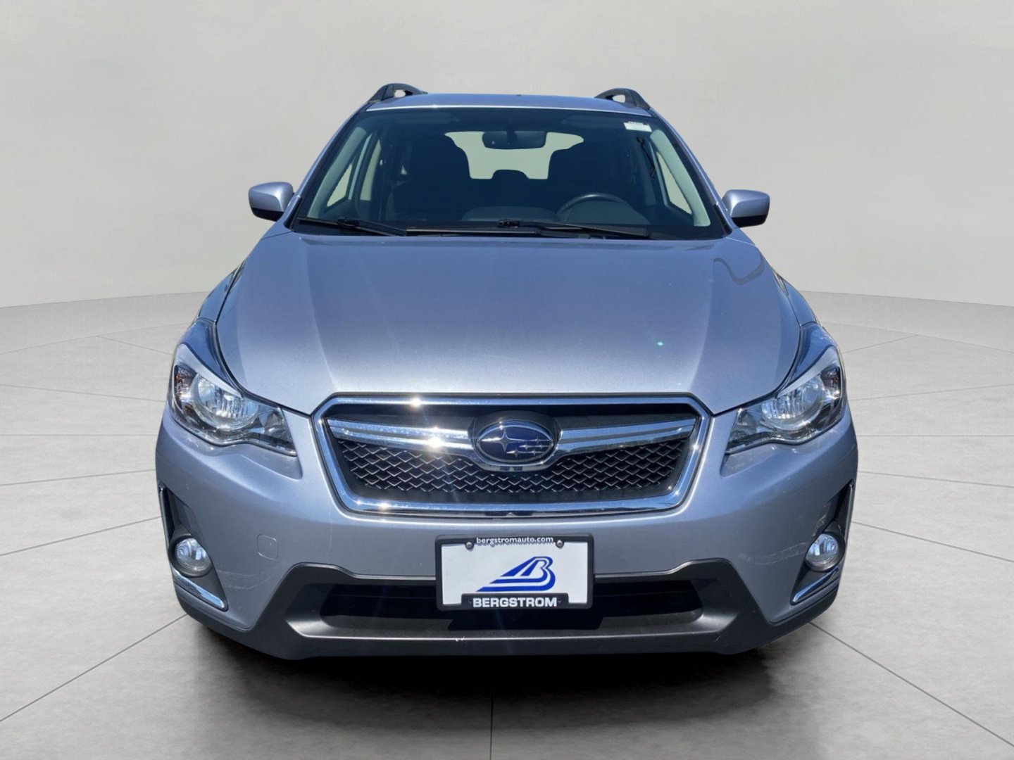 Used 2017 Subaru Crosstrek 2.0i Premium w/ Popular Package #1 AWD/4WD image 3