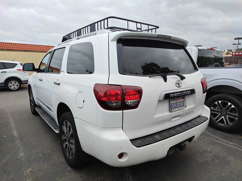 Used 2020 Toyota Sequoia Limited w/ Safety & Convenience Package AWD/4WD image 4