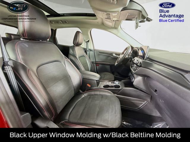 Certified 2022 Ford Escape SEL w/ SEL Stealth AWD Package image 30