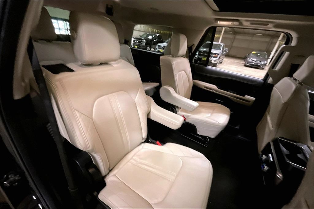 Certified 2020 Ford Expedition Platinum AWD/4WD image 26