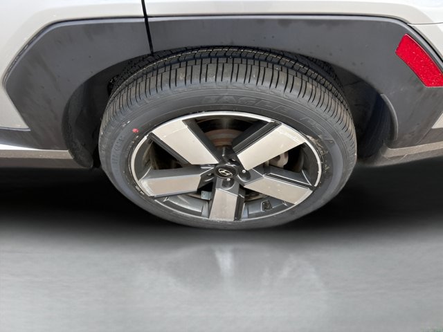 Used 2024 Hyundai Santa Fe Limited AWD/4WD image 32