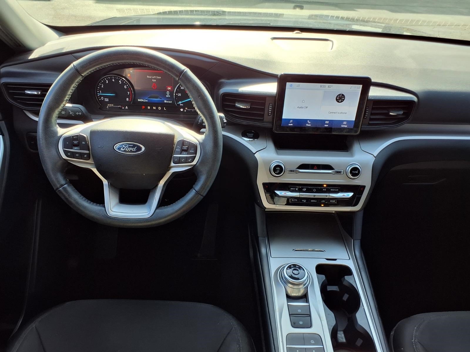 Certified 2023 Ford Explorer XLT RWD image 13