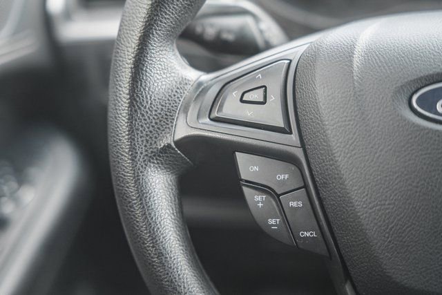 Certified 2022 Ford Edge SE w/ Black Appearance Package image 38