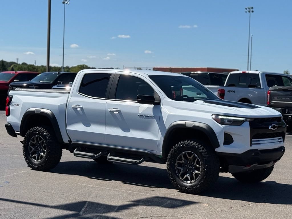 Used 2023 Chevrolet Colorado ZR2 w/ ZR2 Convenience Package III AWD/4WD image 27
