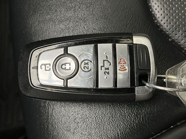 Certified 2020 Ford F150 Platinum w/ Equipment Group 701A Luxury AWD/4WD image 32