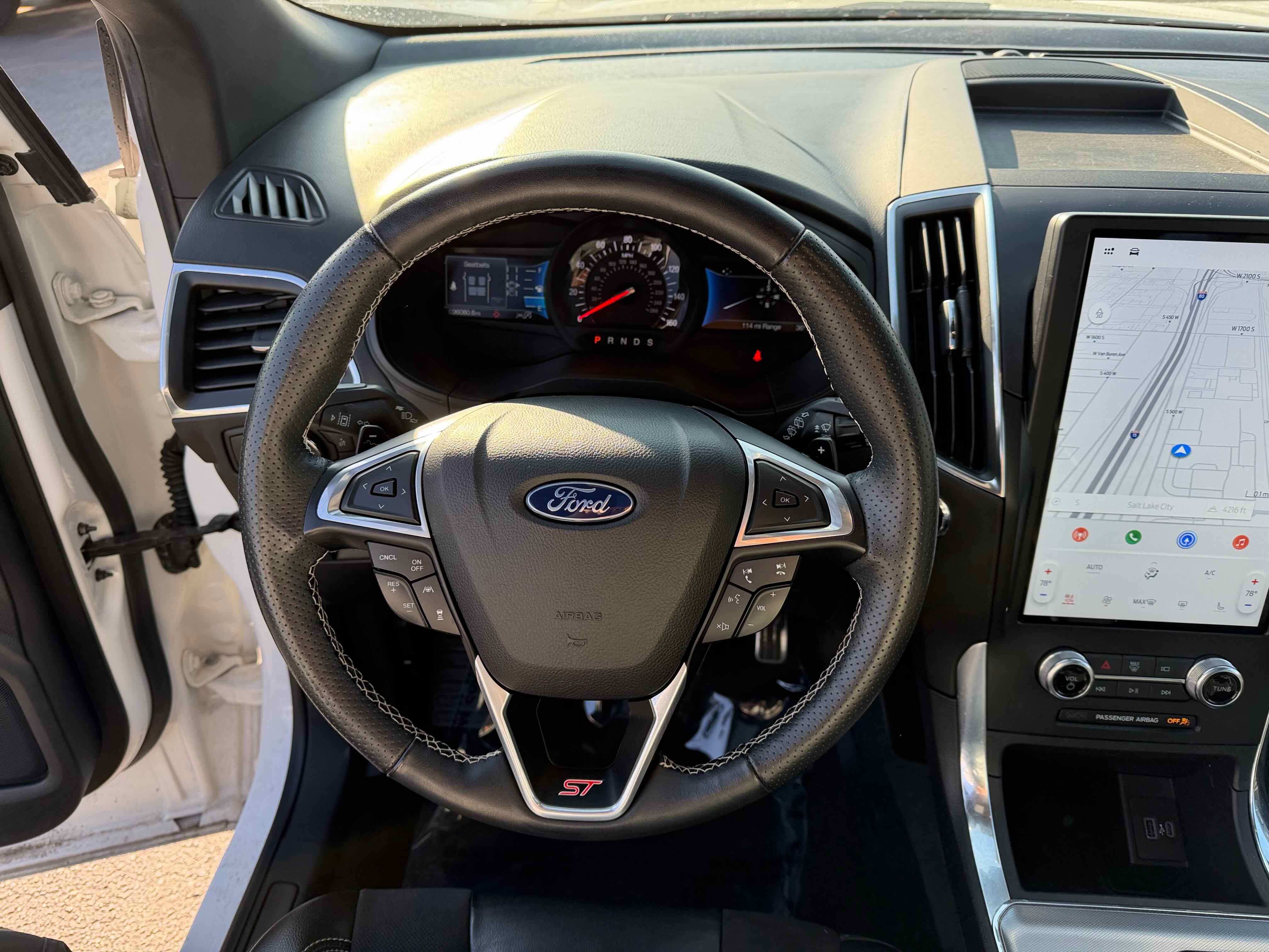 Certified 2024 Ford Edge ST w/ Equipment Group 401A image 18